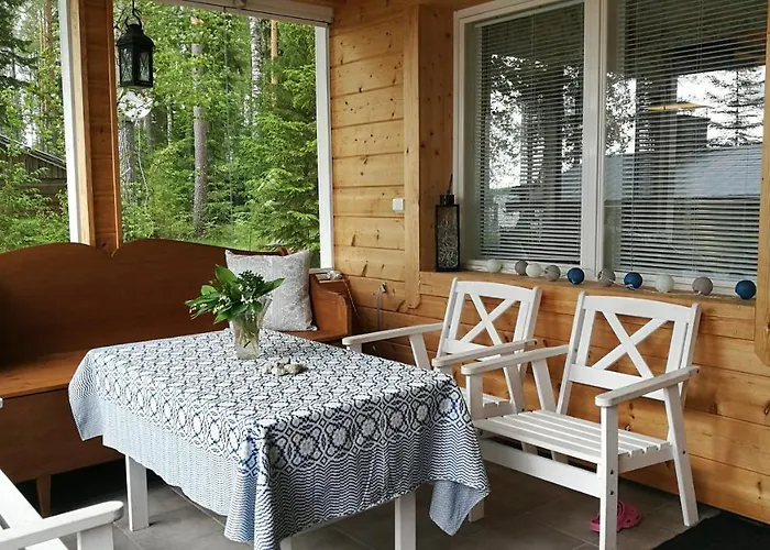 Kaijonselaen Moekit Pyhitty Chalet *