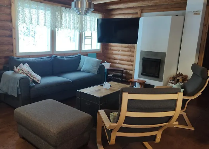 Kaijonselaen Moekit Pyhitty Шале Vehmaskyla